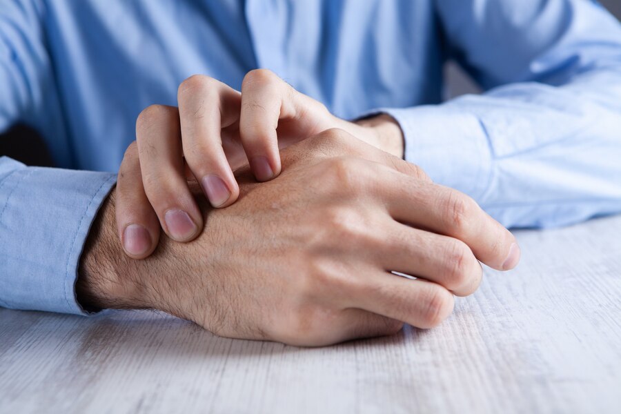 ¿Qué causa la artritis? Descubriendo la raíz del&nbsp;problema